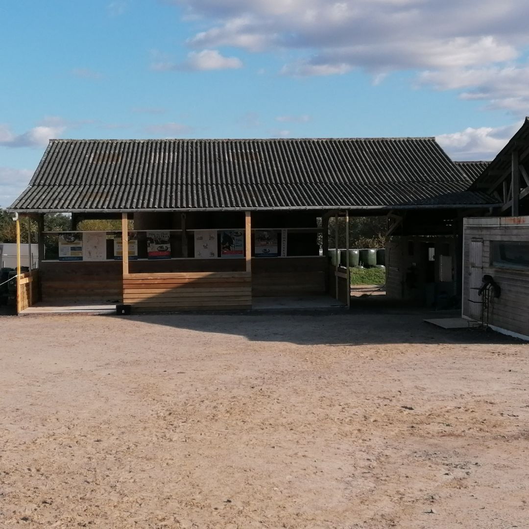 Moyon Equitation - Centre Equestre